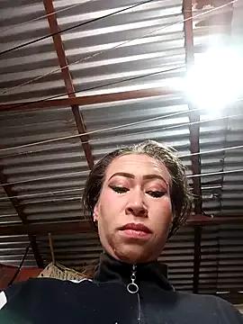 samy-blonde from StripChat is Freechat