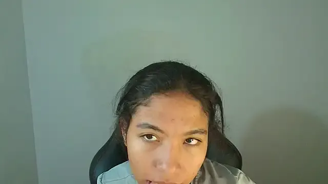 samy_jonnes_ from StripChat is Freechat