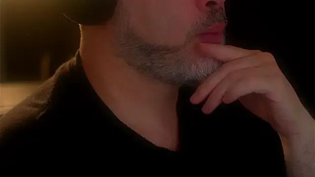 Sanders_White from StripChat is Freechat