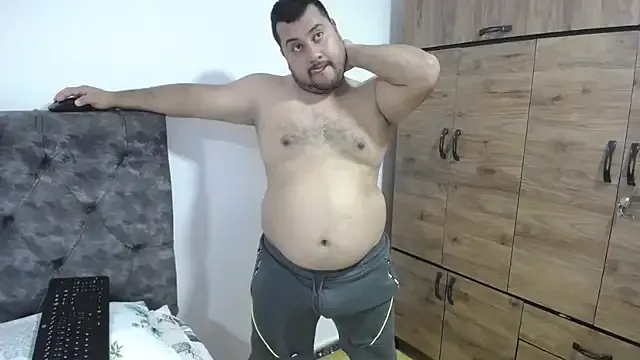 Santi_hothot from StripChat