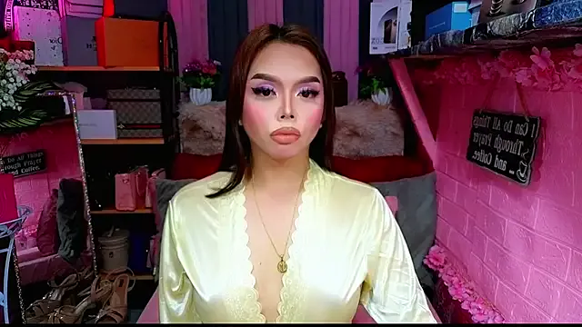 SanyaWalls from StripChat is Freechat