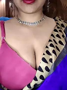 Sara_1618 from StripChat is Freechat