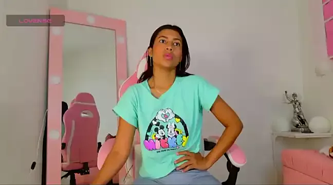 Girls: try live performances with matured performers, from dancing to quirks, in a variety of beautiful sex cams.