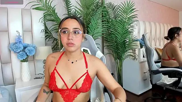 Girls: try live performances with matured performers, from dancing to quirks, in a variety of beautiful sex cams.