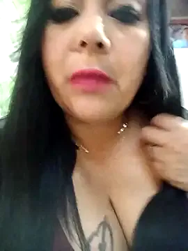 sara_pineros from StripChat is Freechat