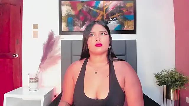 SaraBloomm from StripChat