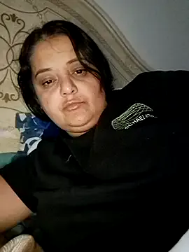 sarahhh1987 from StripChat is Freechat