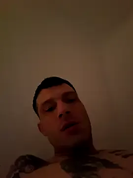 Sarahot2239 from StripChat is Freechat