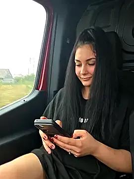 SaraViss20 from StripChat is Freechat