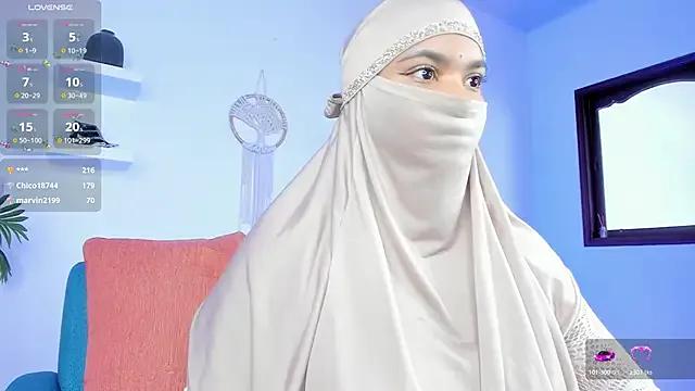 saray_halam from StripChat is Freechat