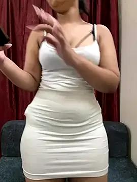 sassygirl4141 from StripChat is Freechat