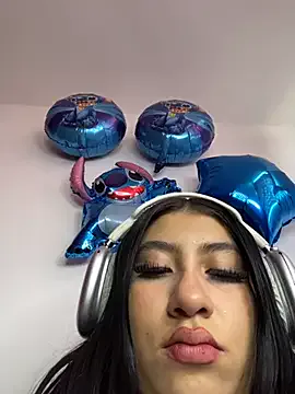 savannah_750 from StripChat is Freechat