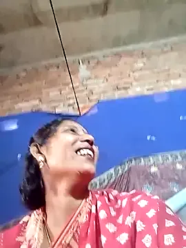 Savita992 from StripChat is Freechat