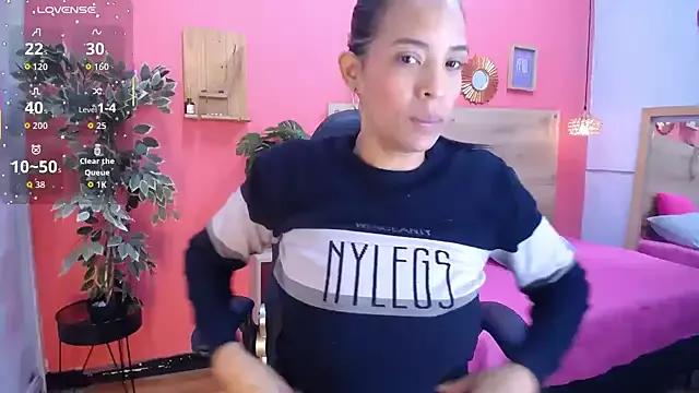 Girls: try live performances with matured performers, from dancing to quirks, in a variety of beautiful sex cams.