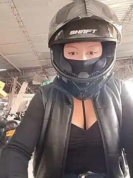 Scarlet_Aura from StripChat is Freechat