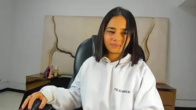 ScarletDoll from StripChat is Freechat