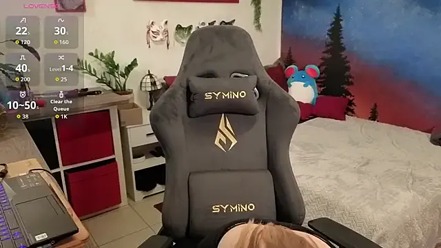 ScarletKitsunyaa from StripChat is Freechat