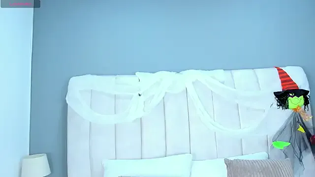 ScarletStarr from StripChat is Freechat