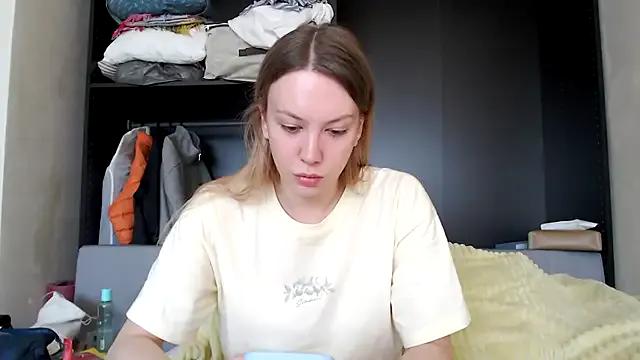 Scarlettford from StripChat is Freechat