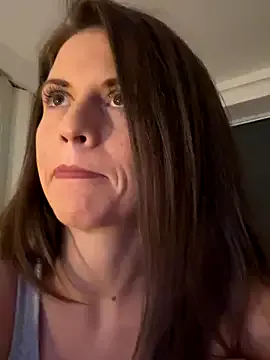 ScarlettNoirr from StripChat is Freechat