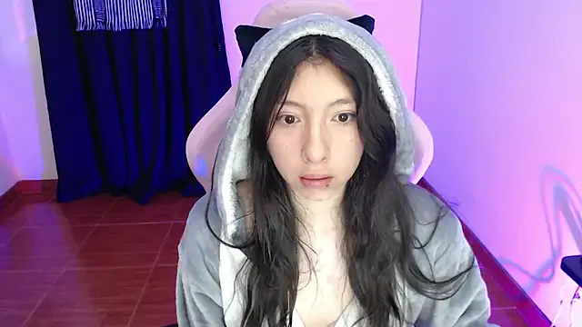 ScarlettShirahoshi from StripChat