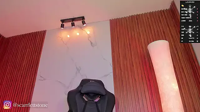 ScarlettStonne from StripChat