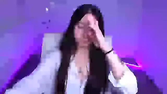 ScarlettVibe_ from StripChat is Freechat