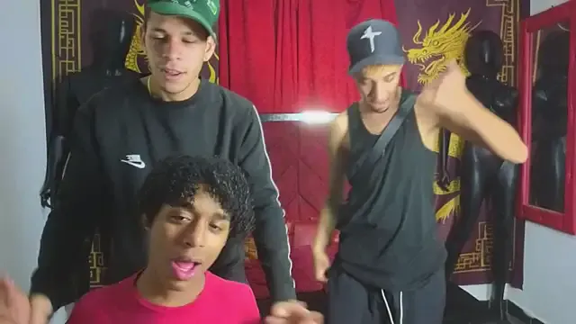 Girls: try live performances with matured performers, from dancing to quirks, in a variety of beautiful sex cams.