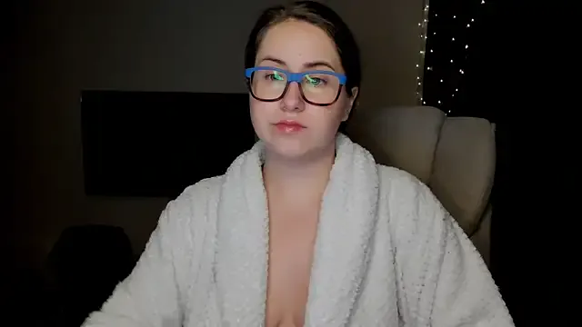 SeasonalSomeone from StripChat