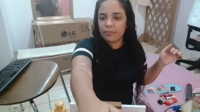 SecretBrunette from StripChat