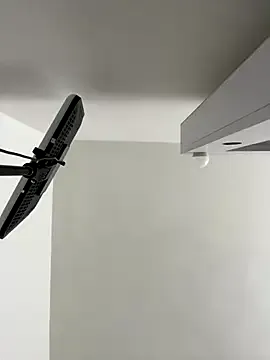 Selena_Roa from StripChat is Freechat