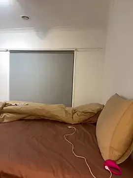 SelenaxMauro420 from StripChat is Freechat