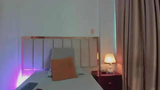 SeleneLujan from StripChat is Freechat
