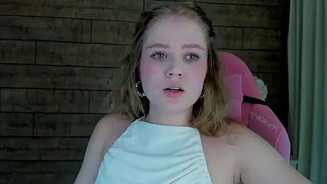 SelinSwarovski from StripChat