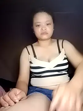 Serena-121 from StripChat is Freechat