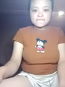 Serena-121 from StripChat is Freechat