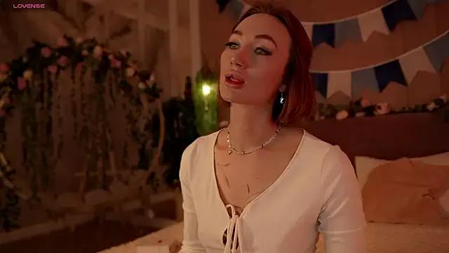 Serena_Waldarf from StripChat