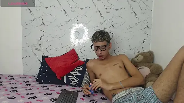 sex_deep777 from StripChat is Freechat