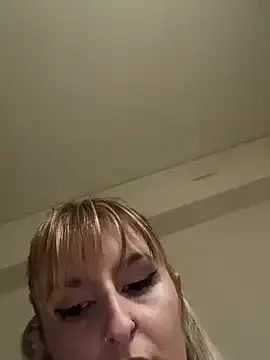 Sexy_Bulgarian_woman from StripChat is Freechat