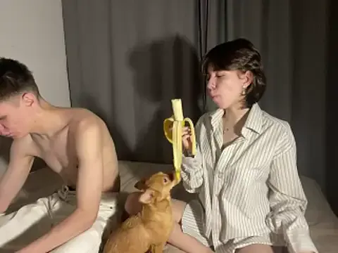 Girls: try live performances with matured performers, from dancing to quirks, in a variety of beautiful sex cams.