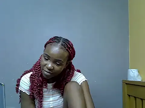 Sexy_petite_ebony from StripChat is Freechat
