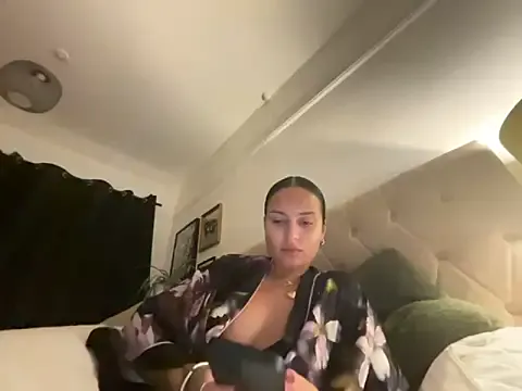 sexygoddessjessy from StripChat is Freechat