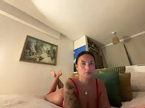 Girls: try live performances with matured performers, from dancing to quirks, in a variety of beautiful sex cams.