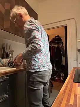 SexyLeon8 from StripChat is Freechat