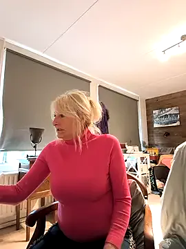 Girls: try live performances with matured performers, from dancing to quirks, in a variety of beautiful sex cams.