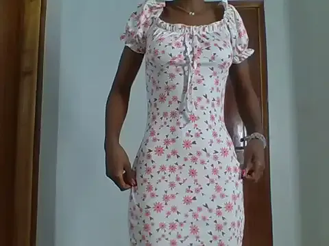 Sexymimi7 from StripChat is Freechat