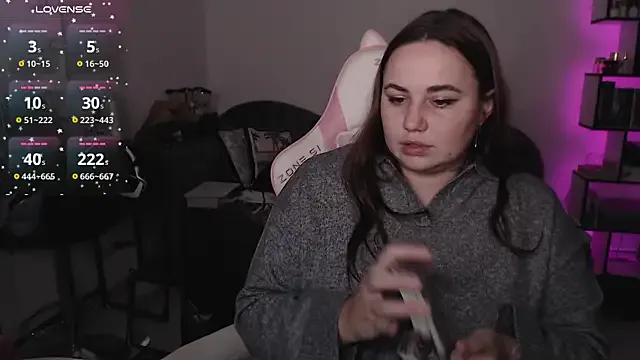 Girls: try live performances with matured performers, from dancing to quirks, in a variety of beautiful sex cams.