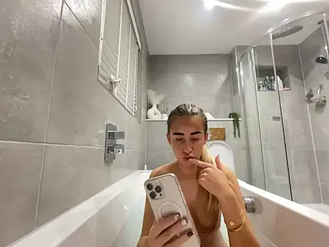 Girls: try live performances with matured performers, from dancing to quirks, in a variety of beautiful sex cams.