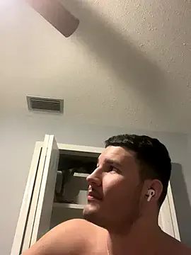 Shaded24 from StripChat is Freechat