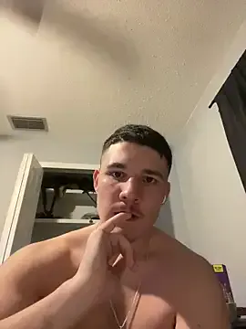 Shaded24 from StripChat is Freechat